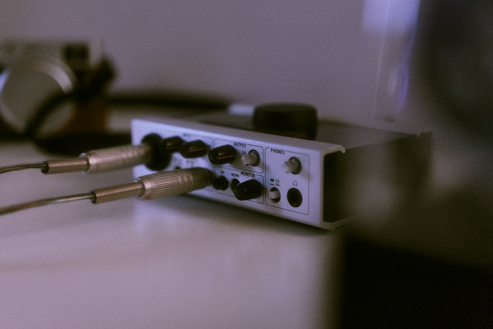 cosmoh-dtESOLVxQME-unsplash